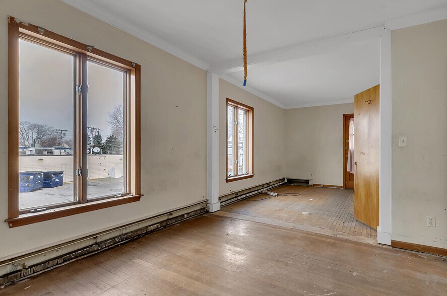 More Photos Of 2422-2426 S Park Ave, Buffalo Bowling Alley For Sale