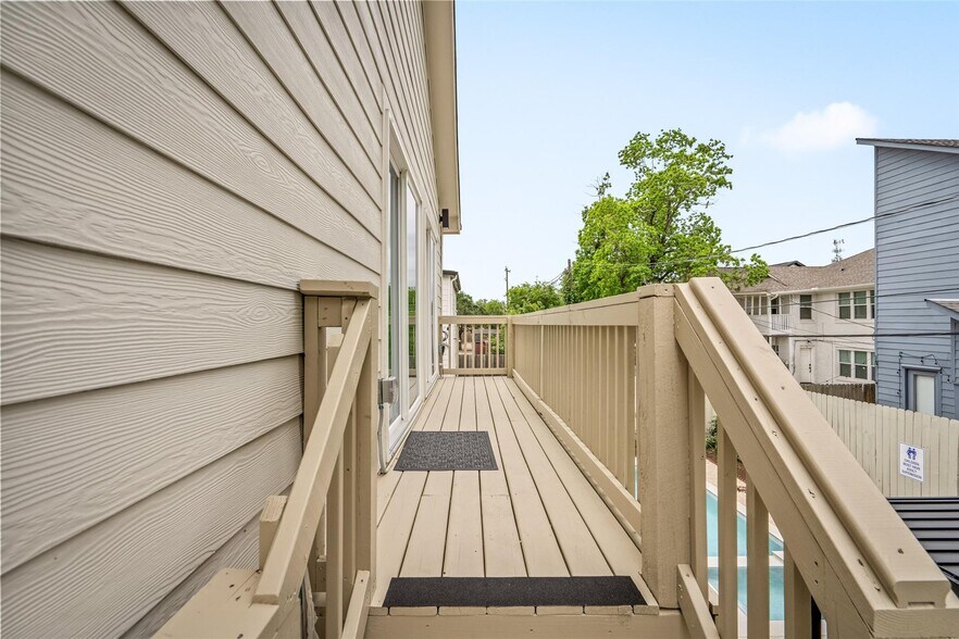 More Photos Of , Houston Multifamily For Sale
