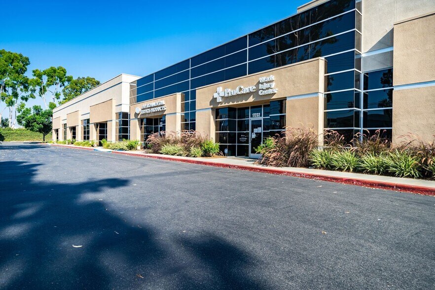 More Photos Of 17200-17288 Red Hill Ave, Irvine Flex For Lease