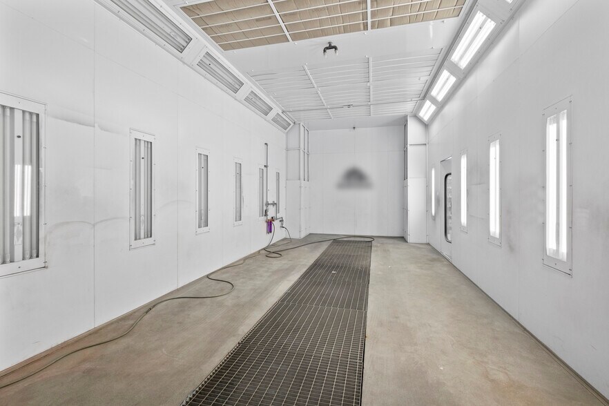 More Photos Of 1529 N 31st Ave, Melrose Park Truck Terminal For Lease