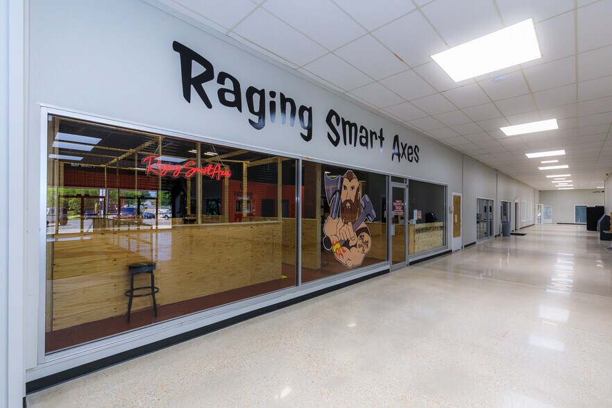 More Photos Of 401 N Main St, Gravois Mills Office For Lease