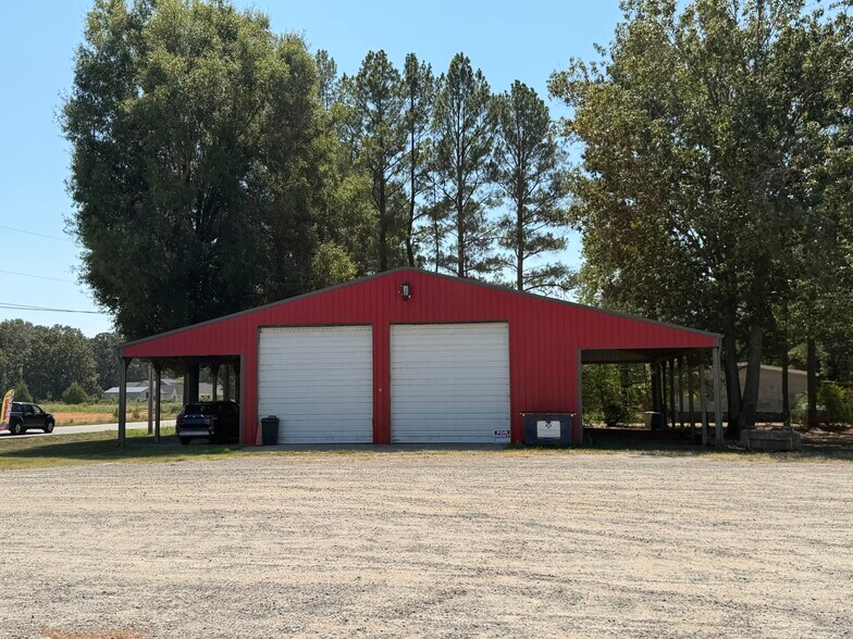 More Photos Of 66 Rooster Rd, Conway Warehouse For Lease