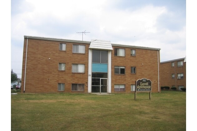 More Photos Of 1833-1845 E 31st St, Lorain Apartments For Sale