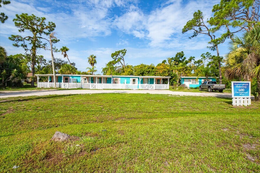 More Photos Of 600 Old Englewood Rd, Englewood Apartments For Sale
