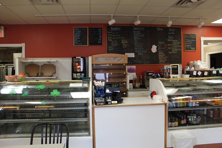 More Photos Of 511 E Main St, Saint Henry Freestanding For Sale