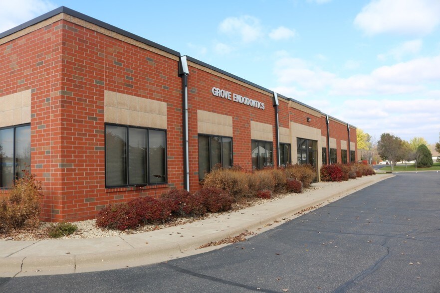 More Photos Of 8811 92nd St S, Cottage Grove Office For Lease