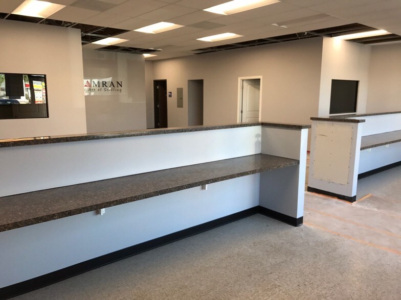 More Photos Of 5200 Rivergrade Rd, Irwindale Freestanding For Lease