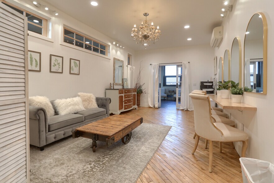More Photos Of 124 N. 5th Street, Lebanon Warehouse For Sale