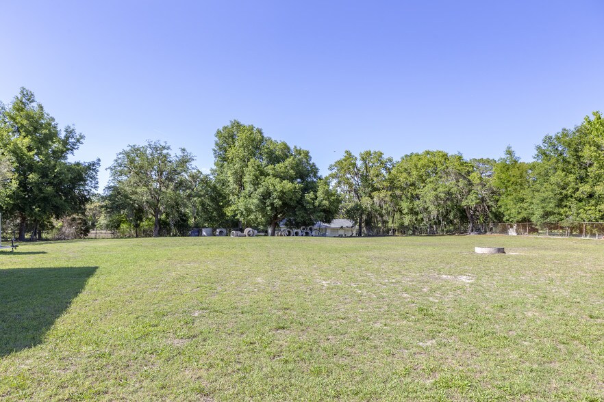 More Photos Of 2211 E Norvell Bryant Hwy, Hernando Freestanding For Sale