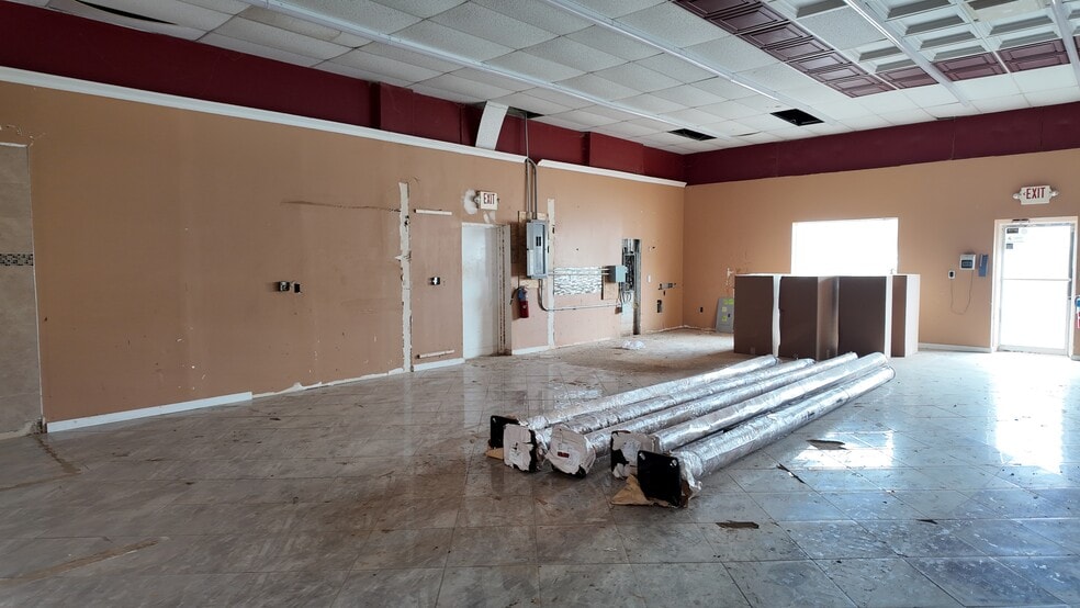 More Photos Of 179a South St, Freehold Unknown For Lease