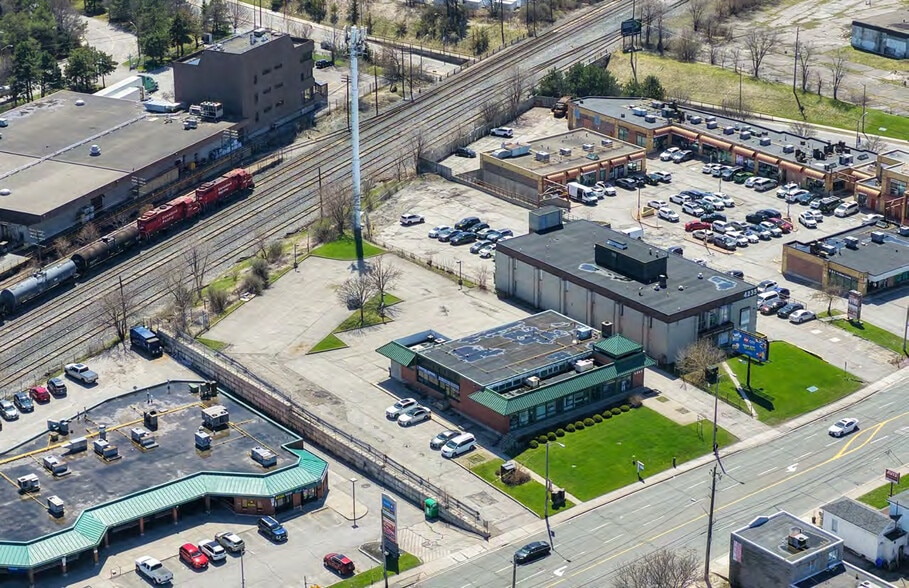 More Photos Of 4245 Sheppard Ave E, Toronto Freestanding For Sale