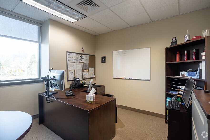 More Photos Of 1405 S County Trl, East Greenwich Medical For Lease