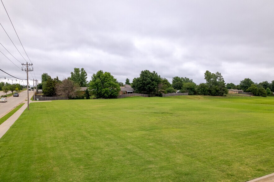 More Photos Of 1500 Kelly Ave, Edmond Land For Sale