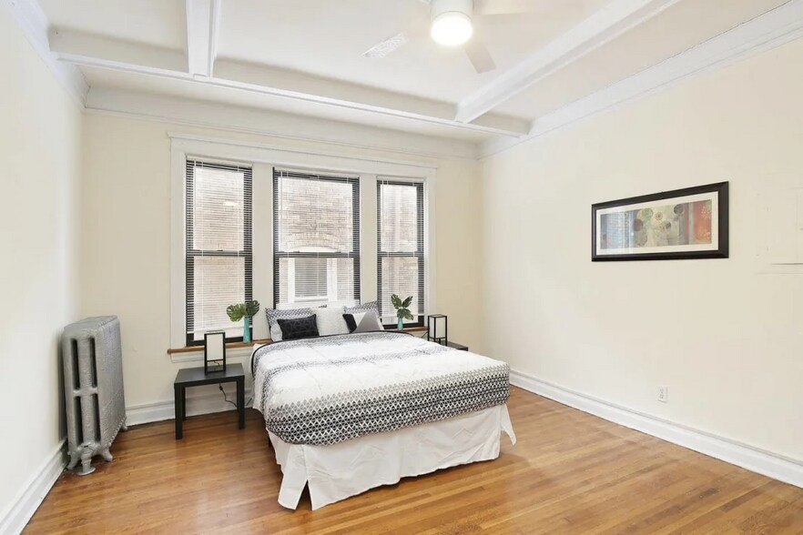 More Photos Of 5124-5126 S University Ave, Chicago Apartments For Sale