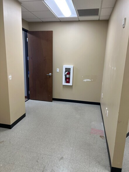 More Photos Of 777 Commercial St SE, Salem Office For Sale