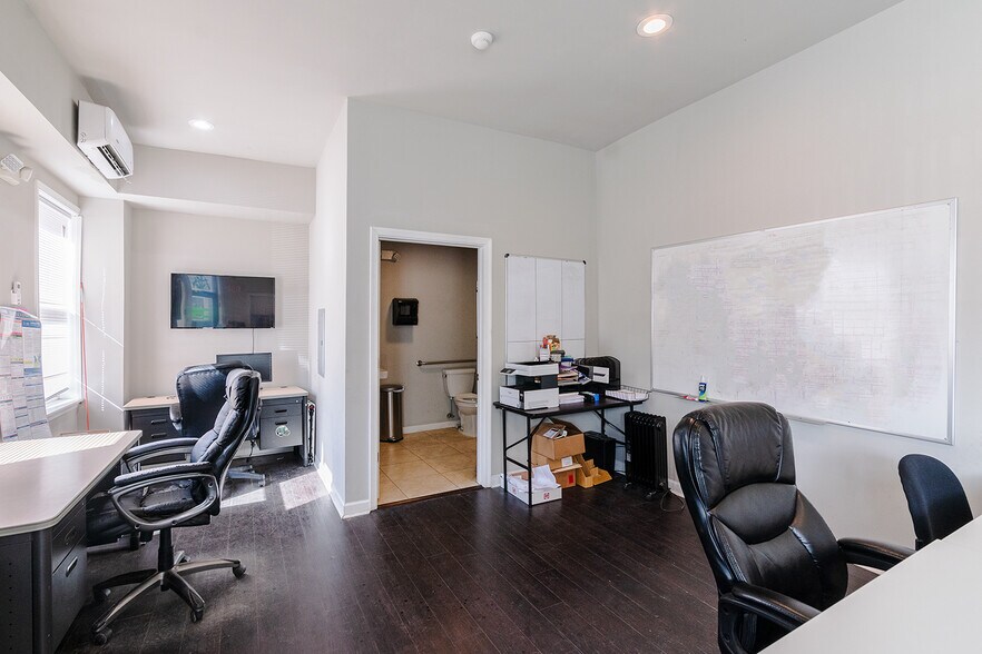 More Photos Of 1632 N 29th St, Philadelphia Office Residential For Lease