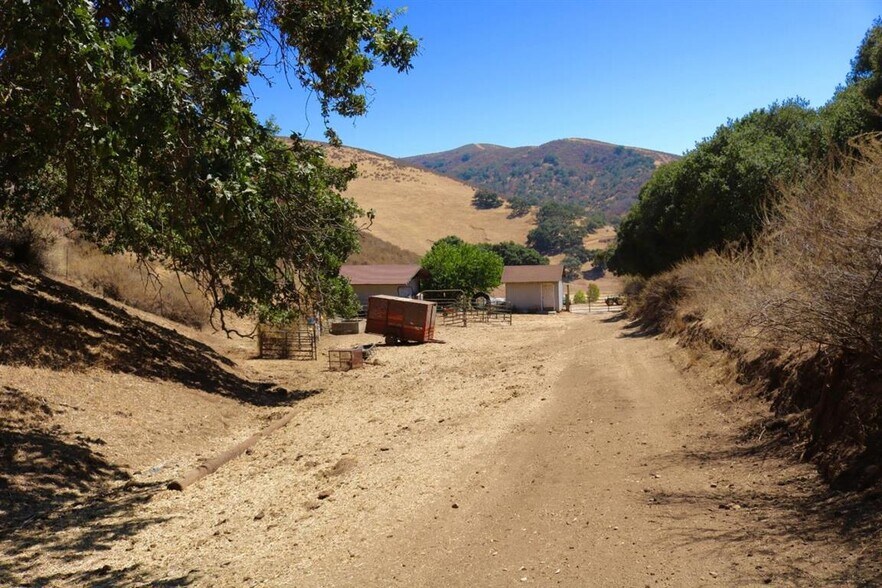 More Photos Of 32800 Johnson Canyon Rd, Gonzales Land For Sale