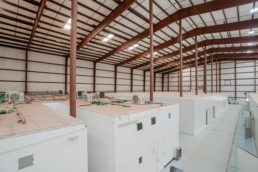 More Photos Of 1581 Boyles Way, Camp Verde Manufacturing For Sale