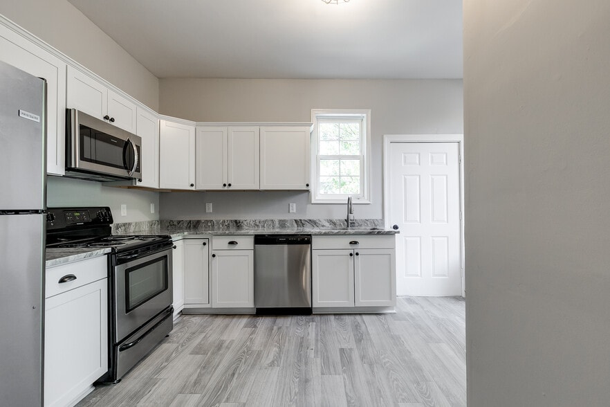 More Photos Of 3418 Carolina Ave, Richmond Multifamily For Sale