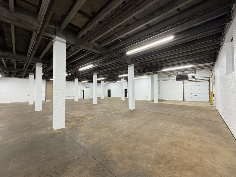 More Photos Of 680 Eagle Blvd, Warminster Township Warehouse For Lease
