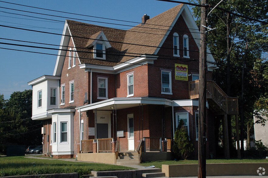 More Photos Of 304 E 9th St, Chester Apartments For Sale