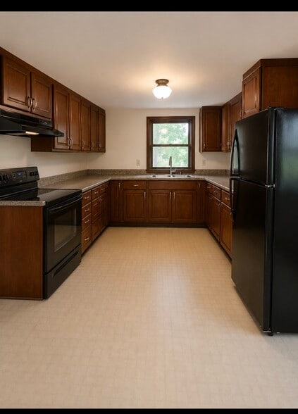 More Photos Of 83 Pershing Ave, South Kingstown Flex For Lease