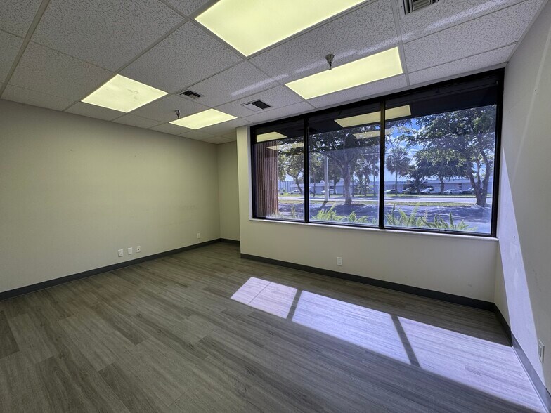 More Photos Of 3245-3341 W McNab Rd, Pompano Beach Warehouse For Lease