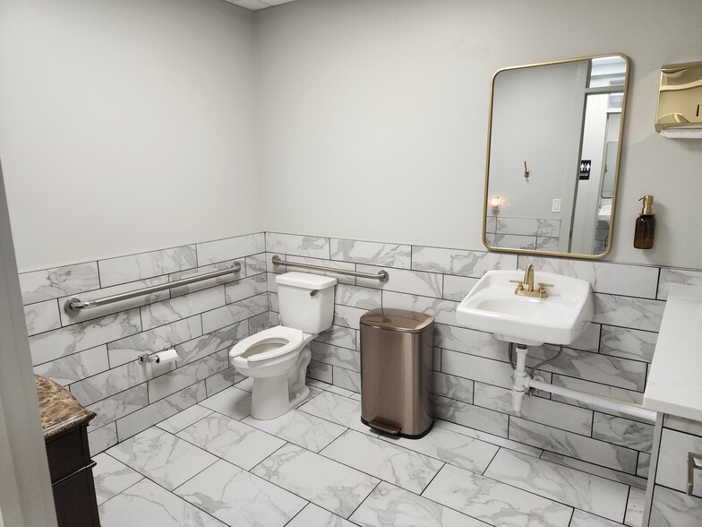 More Photos Of 1236 Dr Martin Luther King Jr St N, Saint Petersburg Office For Lease