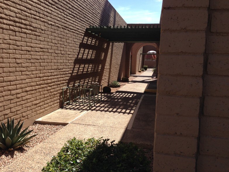 More Photos Of 1801 S Jentilly Ln, Tempe Office For Sale