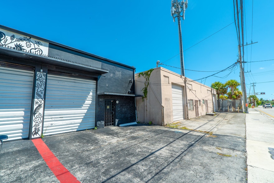 More Photos Of 363-367 NE 61st St, Miami Loft Creative Space For Lease