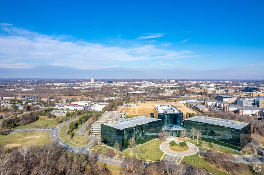 More Photos Of 14200 Shady Grove Rd, Rockville Unknown For Lease