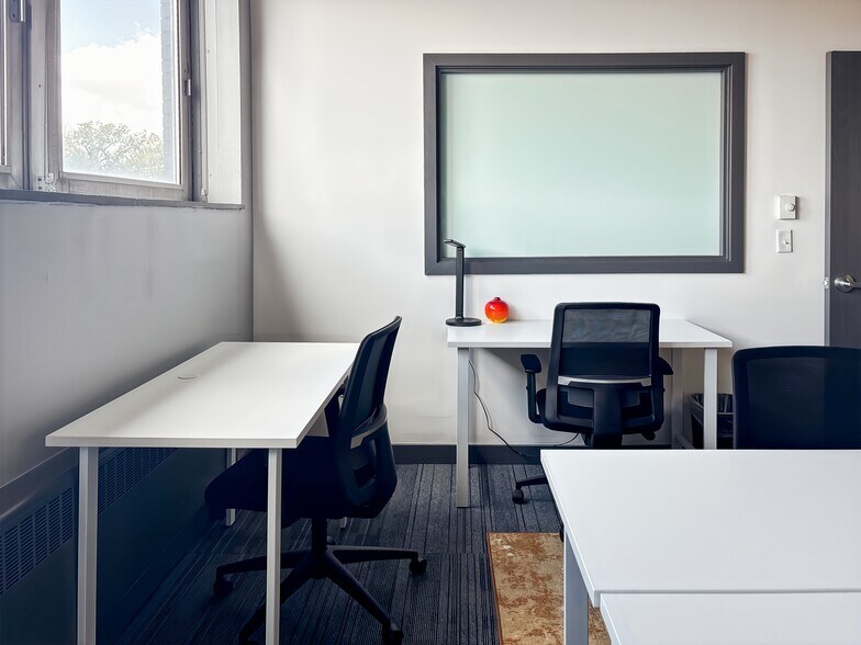 More Photos Of 2323 Grand Ave, Des Moines Coworking Space