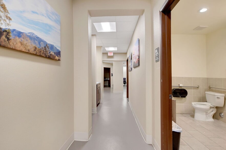 More Photos Of 264 N Highland Springs Ave, Banning Medical For Sale