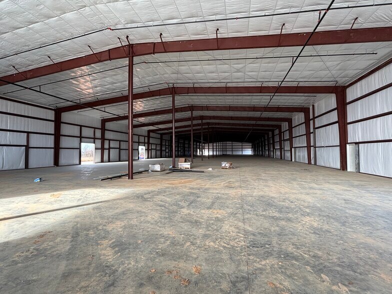 More Photos Of 322 N Goad Springs St, Lowell Light Distribution For Lease