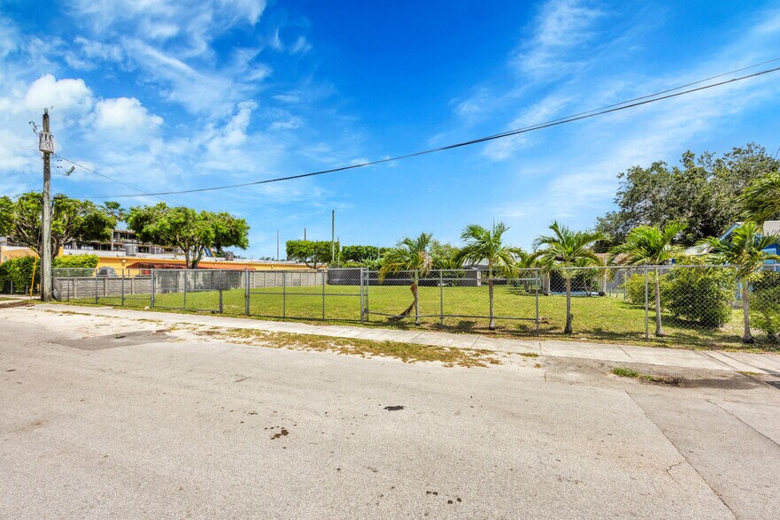 More Photos Of 2141 & 2177 NW 86th St, Miami Land For Sale