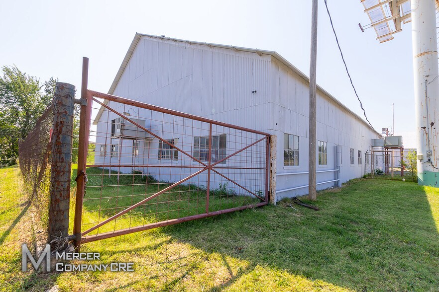 More Photos Of 340 S Eckroat St, Oklahoma City Unknown For Lease