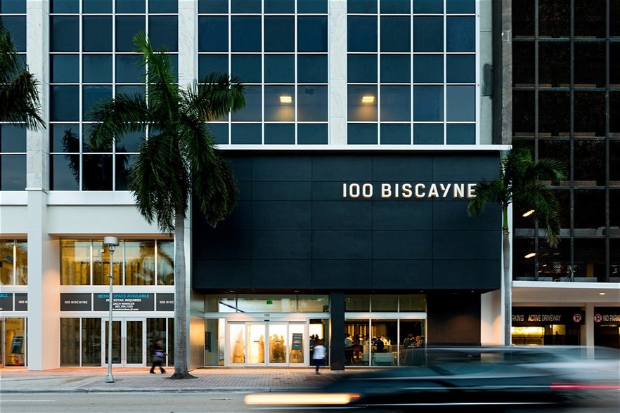 Primary Photo Of 100 N Biscayne Blvd, Miami Office For Lease