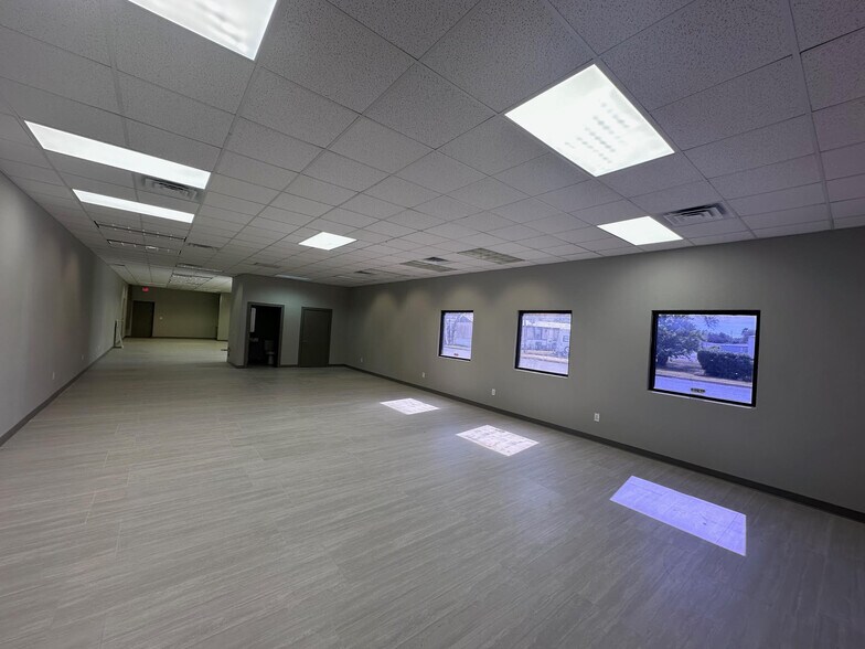 More Photos Of 600-618 N McColl Rd, McAllen Office For Lease