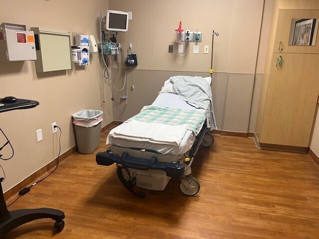 More Photos Of 3770 Capital Ave SW, Battle Creek Medical For Sale