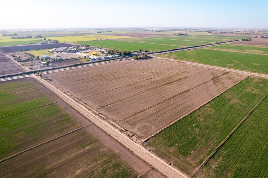 More Photos Of 697 W McCabe Rd, El Centro Land For Sale