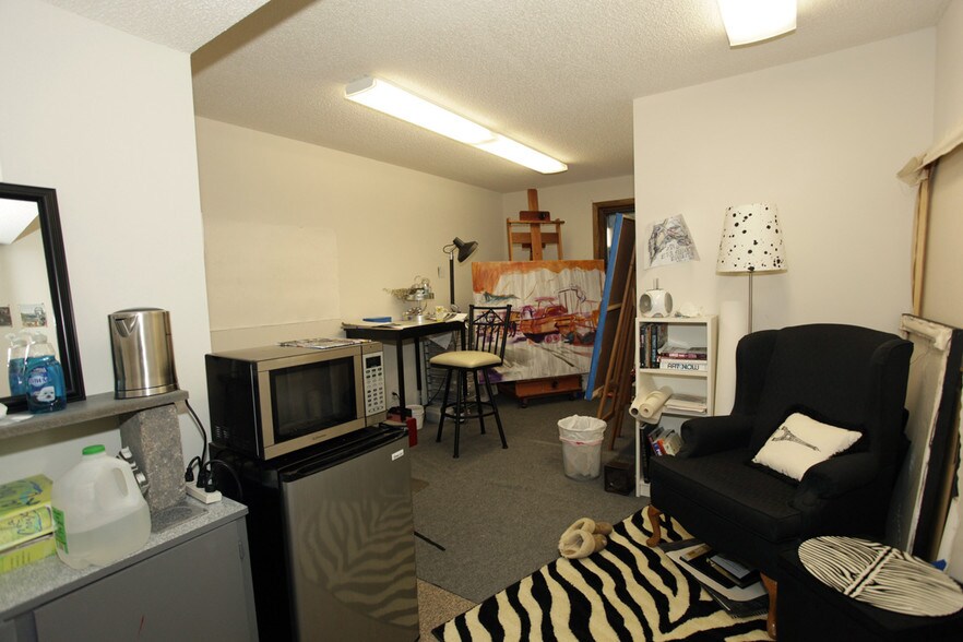 More Photos Of 3701 Shoreline Dr, Orono Coworking Space