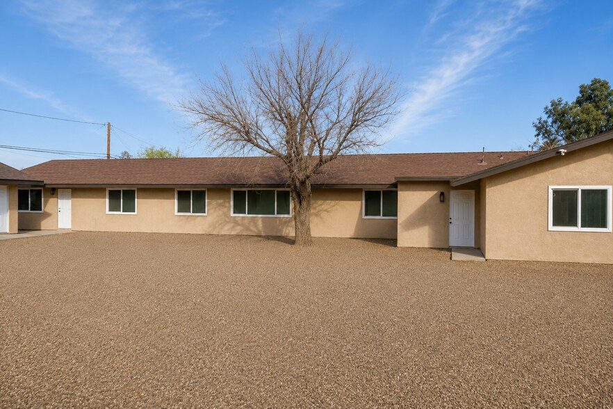 More Photos Of 16012-16020 Juniper St, Hesperia Assisted Living For Lease