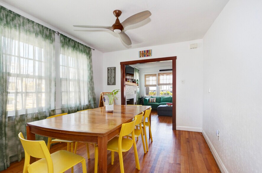 More Photos Of 5100 Atlantic Ave, Wildwood Hotel For Sale