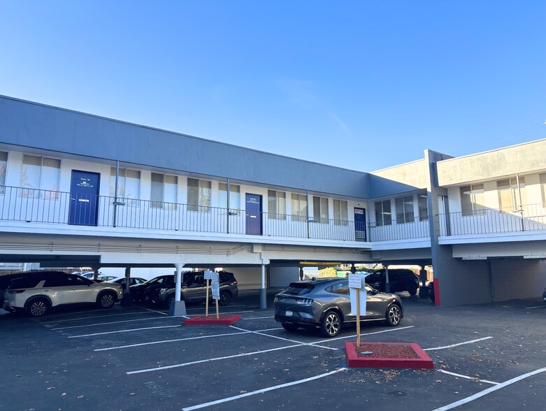 More Photos Of 930 Alhambra Blvd, Sacramento Office For Lease