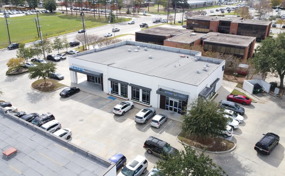 Primary Photo Of 1700 Kaliste Saloom Rd, Lafayette Freestanding For Lease