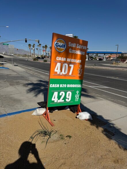 More Photos Of 72275 Ramon Rd, Thousand Palms Service Station For Sale