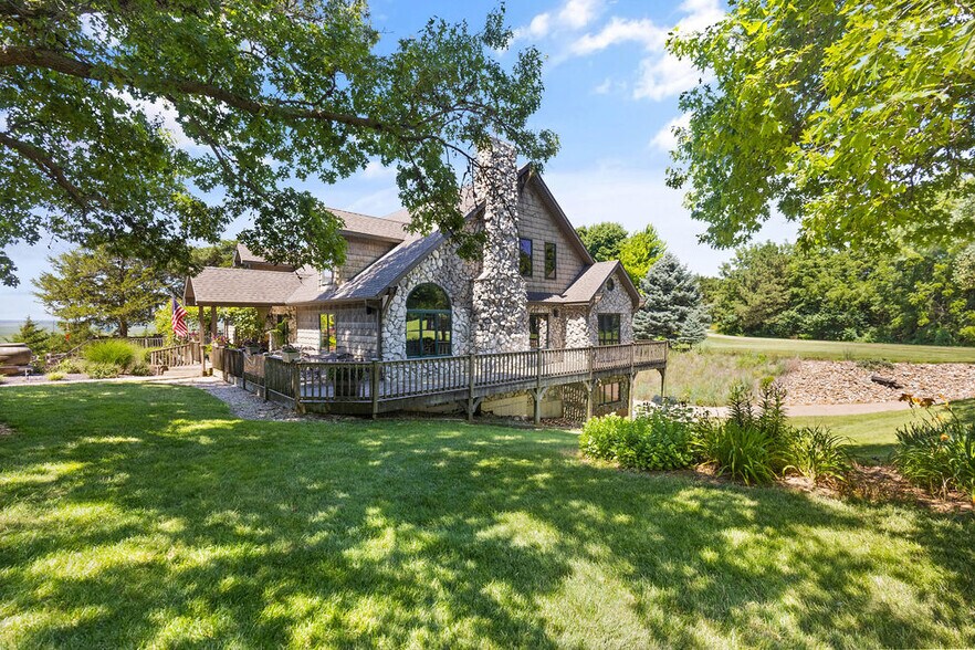 More Photos Of 2211 E 640th Pl, Ursa Winery Vineyard For Sale