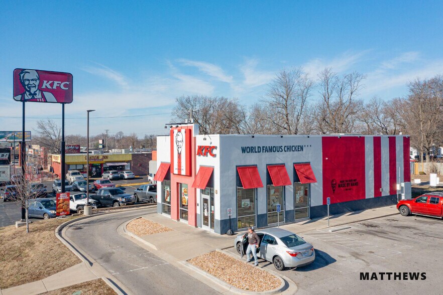 Primary Photo Of 215 E Sunshine St, Springfield Storefront Retail Office For Sale