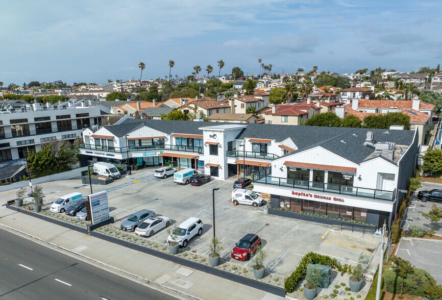 More Photos Of 234 S Pacific Coast Hwy, Redondo Beach Unknown For Lease