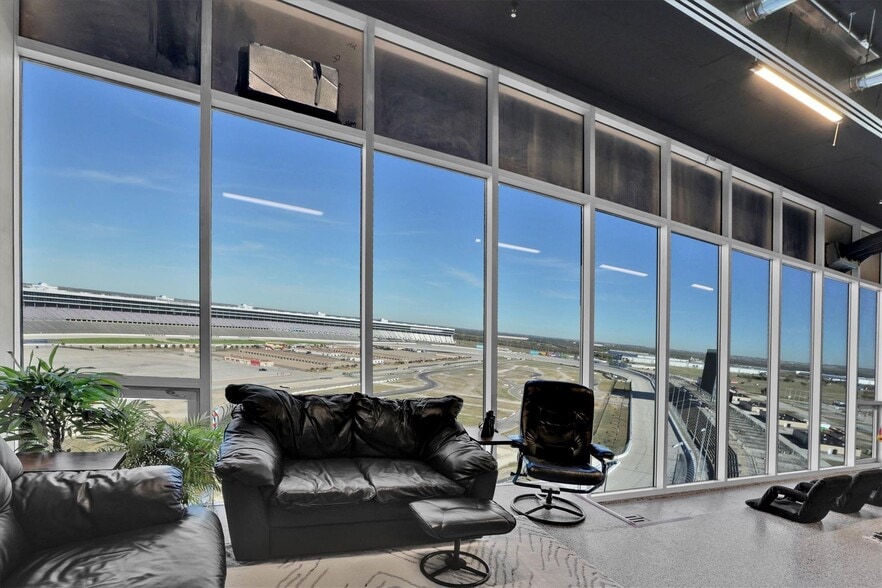 More Photos Of 3575 Lone Star Cir, Fort Worth Apartments For Sale